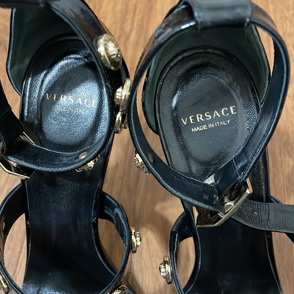 Versace shoes - Picture 7 of 8
